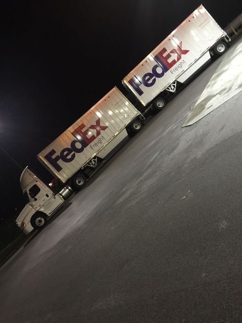 "truck stop taking a little break" FedEx Freight | Glassdoor Photos Car Delivery, Herbs For Hair Growth, Herbs For Hair, Car Breaks, Delivery Pictures, Doctor Outfit, Iphone Dynamic Wallpaper, Flat Tire, Business Checks