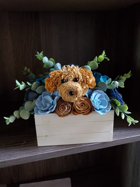 Animal Flower Arrangements, Condolence Flowers, Puppy Flowers, Contemporary Flower Arrangements, Flower Shop Decor, Dog Lovers Birthday, Diy Bouquet Wrap, Wood Flower Bouquet, Small Flower Arrangements