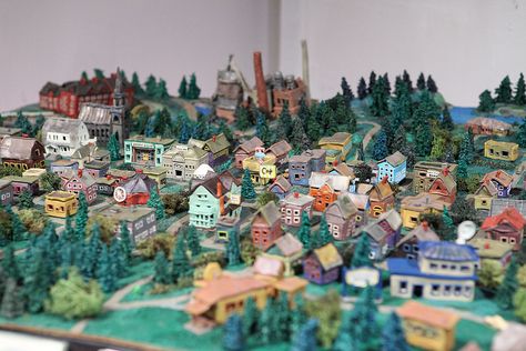 Miniature Town, Twin Peaks Fire, Fire Walk With Me, Miniature Village, Miniature Display, Miniature Houses, Mini Things, Twin Peaks, Miniature Model