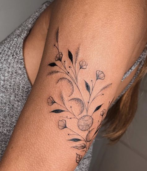 Tattoos Earthy, Arm Wrap Tattoo, Tattoo Sonne, Bohemian Tattoo, Earthy Tattoos, Wrap Around Tattoo, Arm Sleeve Tattoos For Women, Wrap Tattoo, On Tattoo