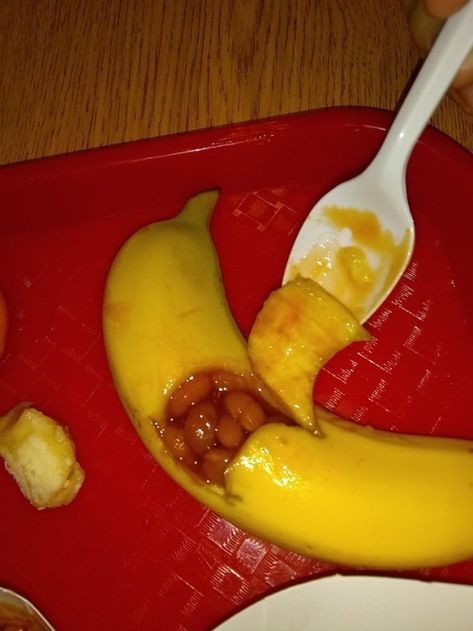 Cursed Banana, Weird Images Funny, Beans Image, Gross Food, Food Memes, Weird Images, Weird Food, Master Chef, Baked Beans