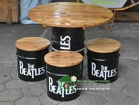 Metal Barrel Furniture, Cafe Furniture Design, Cafe Bar Design, Small Restaurant Design, Wood Cafe, Outdoor Restaurant Design, Kursi Cafe, Coffee Shop Interior Design, Pub Design