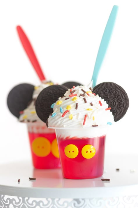 Mickey Mouse Deserts Ideas, Mickey Mouse Food Ideas, Mickey Desserts, Mickey Mouse Jello, Mickey Mouse Dessert Table, Mickey Mouse Jello Cups, Healthy Mickey Mouse Snacks, Mickey And Minnie Desserts, Mickey Mouse Snacks