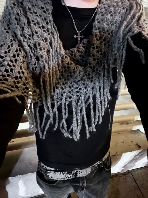 Fashion Outfits Men, Clothing Business, Y2k Emo, Outfits Men, Skull And Crossbones, Cold Weather, Crochet Top, Lace Top, Style Inspiration