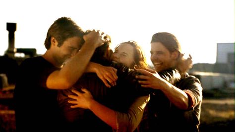 Five Siblings Aesthetic, Group Hug Aesthetic, Siblings Hugging, Family Hugging, Family Hug, Scene Inspiration, People Hugging, Matt Anderson, Group Hug