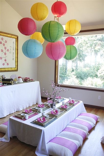 A Japanese Tea Party Birthday Party Ideas | Photo 9 of 13 | Catch My Party http://catchmyparty.com/photos/1335989 Floor Tea Party, Japanese Party Decorations Diy, Diy Japanese Decor Party, Japanese Tea Party Decorations, Japan Party Decorations, Japanese Birthday Decorations, Anime Party Ideas Decor, Sushi Party Ideas Table Settings, Japanese Sweet 16 Birthday Parties