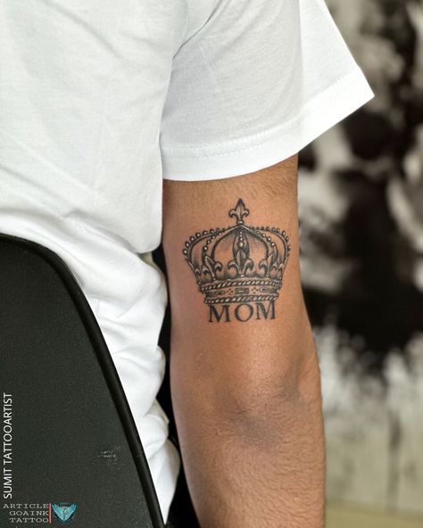 Strong Mother Tattoo, Strong Mom Tattoo Ideas, Mum Tattoo For Men, Mom Tattoo For Men, Mom Tattoos For Guys, Scattered Tattoos, Mom And Dad Tattoo, Trap Tattoos For Women, Tattoos For Mom