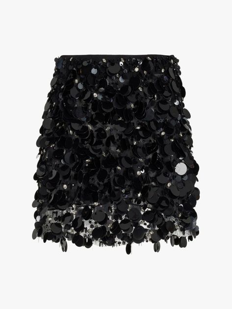 5 Best Fall Trends As Seen on the VOGUE World: New York Runway 2022 | Vogue Tulle Mini Skirt, Boho Trends, Leather Midi Skirt, Embroidered Tulle, Global Fashion, Fall Trends, Moda Operandi, Daily Fashion, Fashion Collection