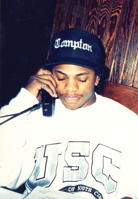 Eric Wright, Easy E, Old School Rap, 90s Rappers, Outta Compton, Hip Hop Classics, Eazy E, Straight Outta Compton, 90s Rap