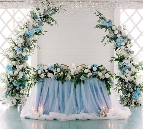 Wedding Theme Colors Blue, Blue Green Wedding, Blue Wedding Decorations, Wedding Background Decoration, Sweetheart Table Wedding, Colors Wedding, Light Blue Wedding, Wedding Design Decoration, Blue Themed Wedding