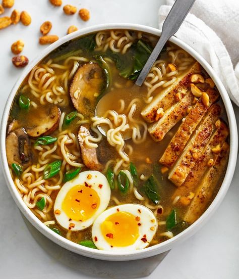 This homemade Ramen recipe has savory noodles and juicy chicken in a flavorful broth with vegetables and the best seasonings! This cozy recipe is easy to make and serve with soft boiled eggs and a Homemade Ramen Recipe, Pinto Bean Soup, Ramen Recipe, Homemade Ramen, Kale And Spinach, Soft Boiled Eggs, Ramen Recipes, Free Meal Plans, Chinese Cabbage