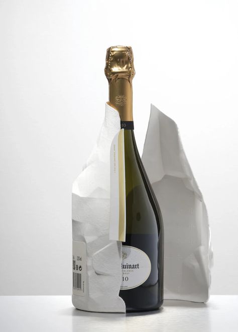 Dom Ruinart's Updated, More Sustainable, Packaging System | Dieline - Design, Branding & Packaging Inspiration Speaker Packaging, Champagne Packaging, Packaging System, Industrial Packaging, Wine Packaging Design, Luxury Packaging Design, Beer Packaging, Makeup Palettes, Wine Packaging