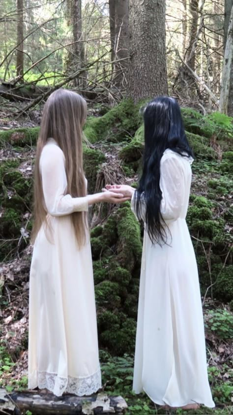 Forest Nymph, Haunted Dolls, Doll Aesthetic, Fantasy Magic, Southern Gothic, The Ruins, White Dresses, Divine Feminine, Hair Goals