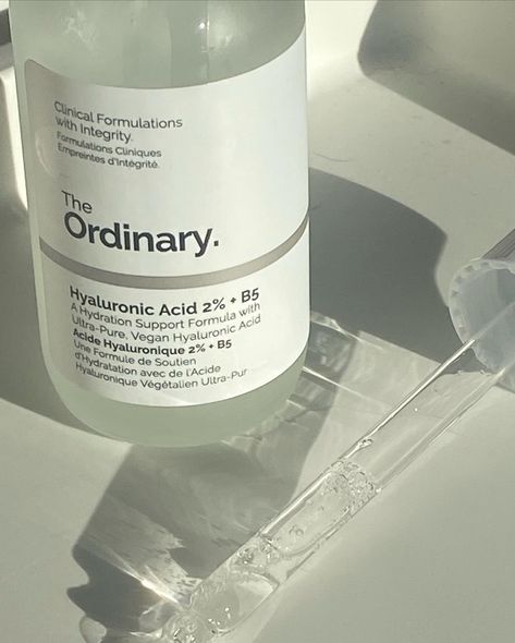 ✨☀️ @theordinary the 2% hyaluronic acid serum by the ordinary ⭐️ #theordinary #theordinaryskincare #hyaluronic_acid #hyaluronic #skincare #skincareroutine #skincareproducts #skincarecommunity #ugc #ugccreator #ugcexample #ugccommunity #explore #explorepage The Ordinary Hylarounic Acid, Ordinary Serum, The Ordinary Serum, Material Gworl, Ugc Content Creator, The Ordinary Hyaluronic Acid, Ugc Content, The Ordinary Skincare, Hyaluronic Acid Serum