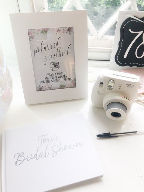 Polaroid Photo guestbook bridal shower Bridal Shower Photo Guest Book, Polaroid Bridal Shower Ideas, Bridal Shower Signage Ideas, Bridal Shower Polaroid Station, Bridal Shower Polaroid, Book Bridal Shower Ideas, Bridal Shower Picture Display, Bridal Shower Photo Wall, Minimalist Bridal Shower Ideas