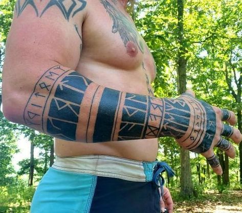 Arm Tattoo Viking, Arlo Tattoo, Druid Tattoo, Celtic Sleeve Tattoos, Viking Warrior Tattoos, Scandinavian Tattoo, Viking Tattoo Symbol, Viking Tattoo Sleeve, Tattoo Band