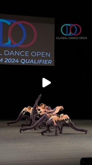 globaldanceopenJanuary 20, 2024 on : "Day 2 & the TALENT continues! 🔥🇩🇪 #dance #dancer #contemporary #contemporarydance #dancersofinstagram #dancecompetition #dance..." Modern Dance Choreography, Dancer Contemporary, Dance Sequence, Dance Contemporary, Competitive Dance, Contemporary Dance Moves, Open Dance, Contemporary Dance Videos, January 20