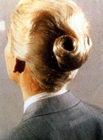 Kim Novak's French twist in 'Vertigo' Hitchcock Blonde, Vertigo Movie, Movies Stills, Vertigo 1958, Film Facts, Alfred Hitchcock Movies, Hitchcock Film, Movie Outfits, Kim Novak