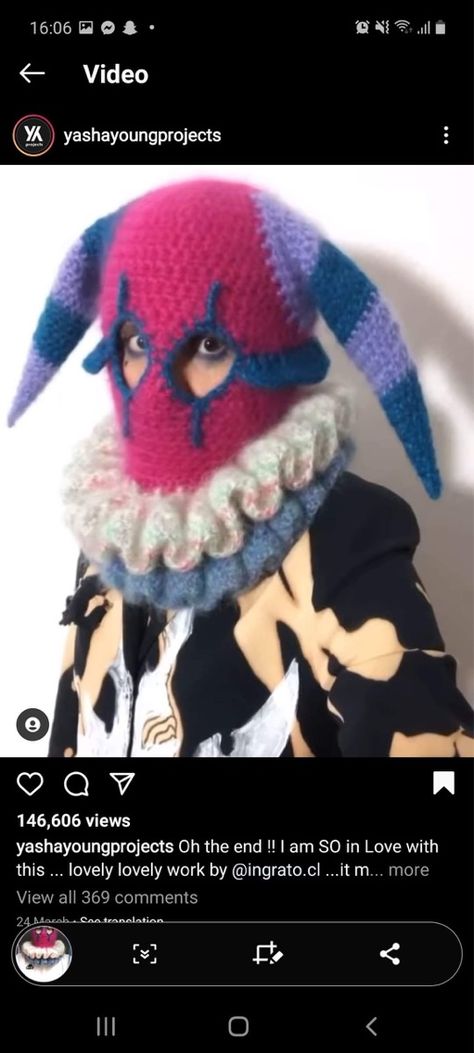 Jester Mask, Clown Mask, Stage Outfits, Crochet Crafts, Crochet Clothes, Crochet Hats, Crochet Patterns, Mask, Outfit Accessories