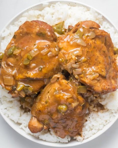 Cajun Chicken Stew Cajun Chicken Stew, Thyme Chicken, Stew Chicken Recipe, Garlic Parmesan Chicken, Brown Gravy, Spicy Dishes, Dark Meat, Cajun Chicken, Chicken Stew