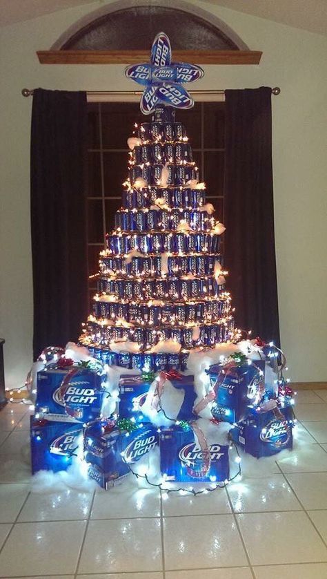 Bud Light Beer can Christmas Tree Bottle Tree Diy, Beer Can Christmas Tree, Can Christmas Tree, Lights Decoration Ideas, 21 Party, Light Inspiration, Light Tree, Lights Decoration, Christmas House Lights