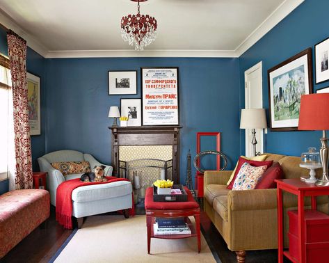 Dark Teal Living Room, Decoration Ideas Living Room, Blue Bedroom Paint, Pale Blue Walls, Blue Bedroom Walls, Teal Living Rooms, Living Room Wall Color, Blue Accent Walls, Red Furniture