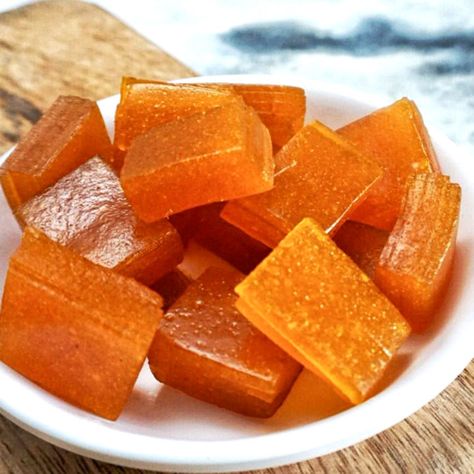 Mango Bars Mango Candy, Sweet Pickles Recipe, Mango Bars, Healthy Fruit Snacks, Recipes In Marathi, Cookbook Shelf, Jelly Sweet, Mango Jelly, Mango Pudding