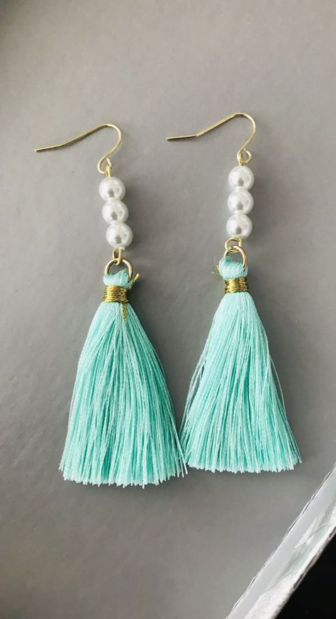 This is a hand made cotton tassel EarringsLength is 3 inches. Handmade Indian Jewelry, Homemade Earrings Ideas, Tassle Earrings Diy, Tassel Earrings Diy, Tassel Ideas, Tassel Jewelry Diy, Homemade Jewellery, Earrings Homemade, Diy Tassel Earrings