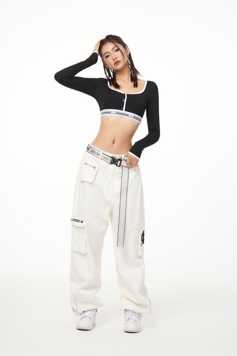 Pakaian Hipster, Dance Outfits Practice, Pockets Design, Dancers Outfit, Practice Outfits, Tomboy Outfits, Kpop Fashion Outfits, Teenage Fashion Outfits, Stage Outfits