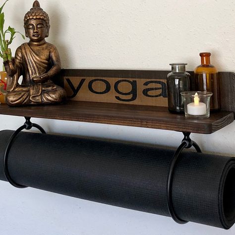 Diy Workout Room, Bohemian Meditation Room, Spiritual Crafts, Buti Yoga, Yoga Corner, Home Yoga Room, Yoga Meditation Room, Yoga Mat Holder, Yoga Mat Storage