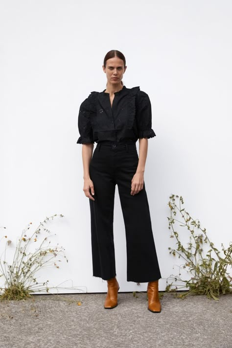 ZW PREMIUM MARINE STRAIGHT JEANS - View All-JEANS-WOMAN | ZARA United States Zara Marine Straight Jeans Outfit Black, Marine Straight Jeans Outfit, High Rise Jeans Outfit, Marine Straight Jeans, Marine Jeans, Straight Jeans Outfit, Zara Store, Outfit Zara, Woman Jeans