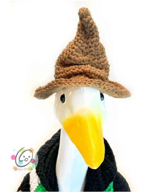 Free Pattern: Wizard Goose – snappy tots Porch Goose Crochet, Porch Goose Clothes Patterns Free, Goose Clothes Pattern Free, Goose Crochet, Wizard Book, Crochet Goose, Lawn Goose, Porch Goose, Goose Clothes