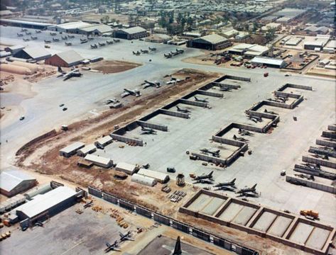 Abandoned US military bases in Vietnam - Abandoned Spaces Nuclear Bunker, Us Military Bases, American Air, Vietnam History, Vietnam Vets, South Vietnam, Military Forces, Military Base, Vietnam Veterans