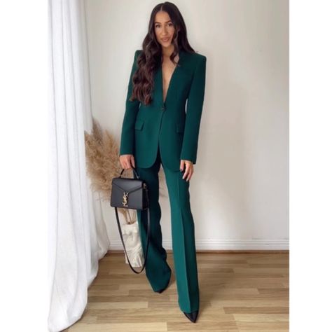 New With Tag Blogger’s Favorite Zara Best Sellers Zara New Collection Zara 2022 Dark Green Tuxedo, Green Suit Women, Long Flowy Pants, Zara 2022, Tuxedo Collar, Green Tuxedo, Green Suit, Zara New, Blue Trousers