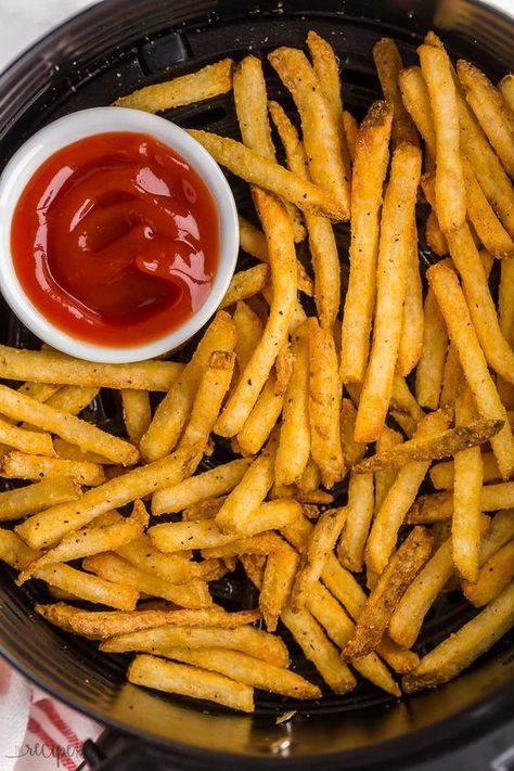 Best Fries Recipe, Air Fryer Frozen French Fries, Air Fry French Fries, Air Fryer Fries, French Fries At Home, Air Fryer French Fries, French Fries Recipe, Cooking Frozen Chicken, Crispy French Fries