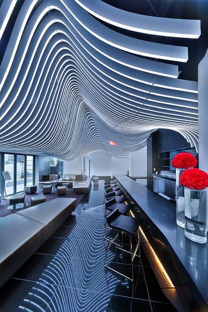 Repetition in the W Hotel Downtown, NYC // Repetición en el W Hotel de Nueva York. Futuristic Office, Sofas Design, Office Signage, Downtown Nyc, Store Concept, Design Café, Gym Interior, Luxury Restaurant, Futuristic Interior