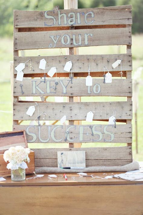 31 Grad Party Ideas You'll Want To Steal Immediately Graduation Party Guest Book, Unique Graduation Party Ideas, Pallet Wedding Signs, College Grad Party, Graduation Guest Book, Diy Wedding Guest Book, Organization Xiii, Backyard Graduation Party, Diy Backyard Wedding