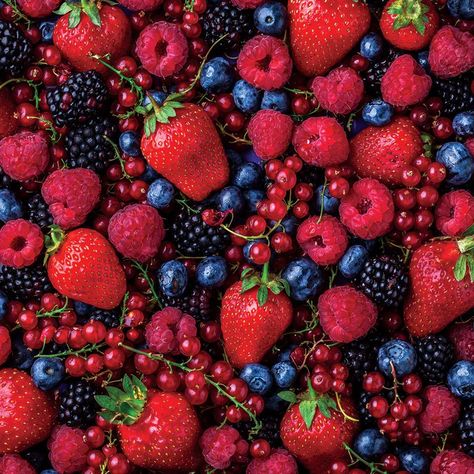 Berries strawberries raspberries cranberries blueberries Perfect Medium Rare Steak, Berries Photography, Cooking The Perfect Steak, Bbq Hacks, Chianti Classico, Grill Time, Best Fat Burning Foods, Strawberry Blueberry, Orange Recipes