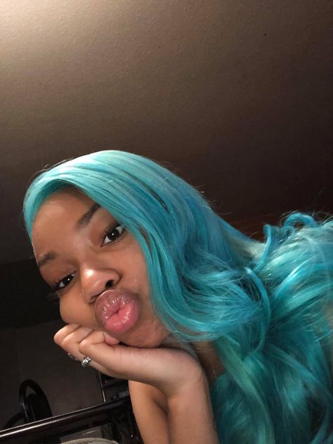 Tiffany Blue Hair, Turquoise Hair Black Women, Teal Hair Black Women, Cyan Hair, Blue Box Braids, Baddie Hair, Types Of Hair Color, Blue Green Hair, Dragon Book