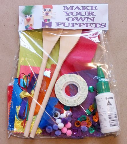 Make your own puppet making kit! This would be a good service project Homemade Puppets, Diy With Kids, Diy Christmas Gifts For Kids, Prize Box, Carnival Art, Puppets Diy, Puppet Crafts, Puppet Making, Operation Christmas Child