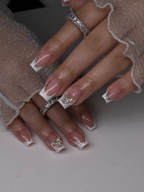 Square Short Acrylics, French Tip Nails With Design Diamonds, Cute Short Nails With Diamonds, Nail Designs For Short Nails With Gems, Square French Tip Nails With Gems, Small Nails With Diamonds, Short Nails Acrylic With Rhinestones, Nail Inspiration With Gems, Graduation French Tip Nails