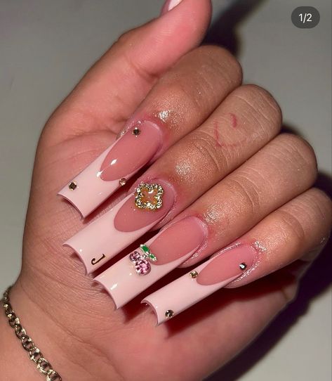 Pink Valentines Nails With Initials, Letter Charms On Nails, Pink Nails With J Initial, Letter Initial Nail Ideas, Long Nails With Initials, Nail Sets With Initial, Nails With Letter J On It, Long Acrylic Nails With Initials, Letter J Nails