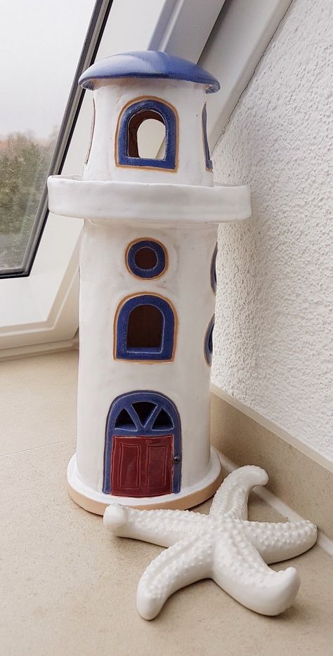 Ceramic Lighthouse, Clay Fairy House, Pottery Houses, Pottery Handbuilding, Diy Ceramic, Cement Crafts, Slab Pottery, Wheel Thrown Pottery, Ceramics Pottery Art