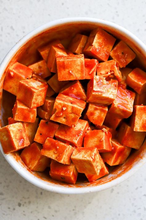 top down view of vegan buffalo tofu marinating in sauce in small white bowl Crispy Buffalo Tofu, Tofu Air Fryer, Air Fryer Easy, Parmesan Truffle Fries, Buffalo Tofu, Top Down View, Tofu Marinade, Lunch Sides, Truffle Fries