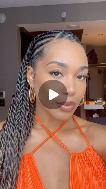 Sinagalease Twist, How To Style Spiral Braids, Cornrow Twist Hairstyles, Senegalese Twist Bun, Seneglase Twists, Knotless Senegalese Twist, How To Style Senegalese Twist Ideas, Senegalese Twist Shoulder Length, Senaglese Twist Braid