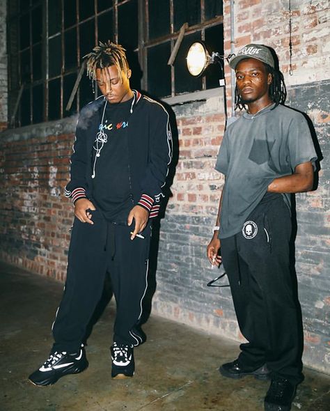 Summer Sauce, Ian Connor, Grunge Shoes, Celebrity Inspired Outfits, Juice Rapper, Instagram Thoughts, Rapper Style, Just Juice, San Diego State University