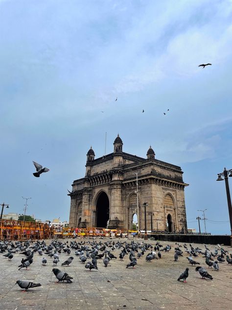 Mumbai Asthetic Picture, Gateway Aesthetic, Fashion Street Mumbai, Hospital Pic, Mumbai Travel Guide, Maharashtra Tourism, Mumbai Trip, Fake Post, Mumbai Photography