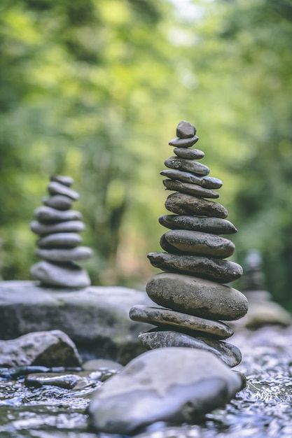 Vertical shot of two stone pyramids bala... | Free Photo #Freepik #freephoto #rock #river #peace #meditation Stepping Stone Pavers, River Rock Garden, Stepping Stone Paths, Garden Pavers, Zen Rock Garden, Garden Paving, Garden Stepping Stones, Easy Landscaping, Privacy Screens