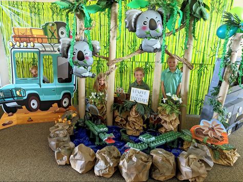 Australian Outback Vbs Decorations, Outback Rock Vbs, Outback Rock Vbs Decorations, Zoomerang Vbs, Safari Theme Classroom, Australia School, Australian Party, Koala Marsupial, Australia Party