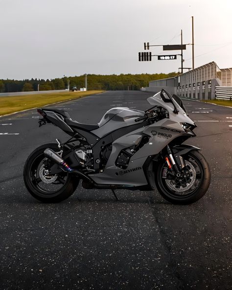 Ninja 400 Custom, Kawasaki Bike, Tmax Yamaha, Kawasaki Motor, Ninja Zx10r, Track Motorcycle, Bike Bmw, Kawasaki Zx10r, Kawasaki Bikes